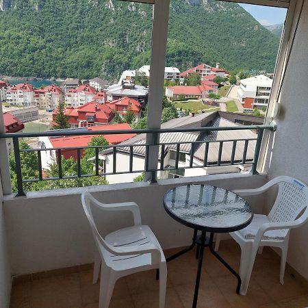 Apartman Bujisic 普卢日内 外观 照片