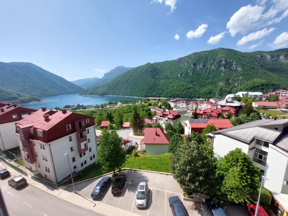 Apartman Bujisic 普卢日内 外观 照片