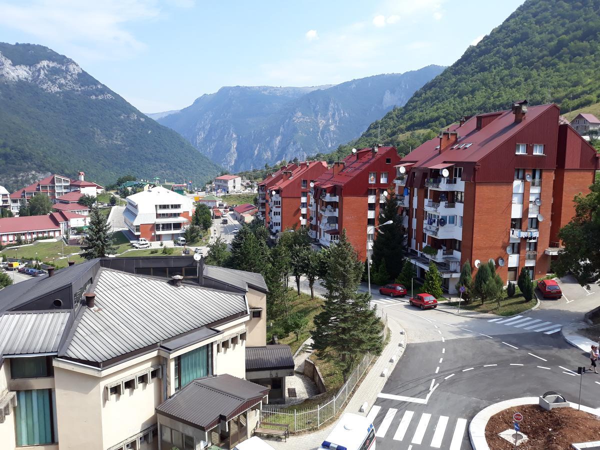 Apartman Bujisic 普卢日内 外观 照片
